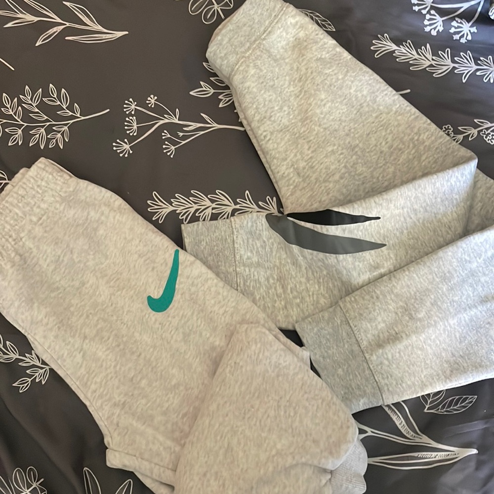 2 long sports style pants for winter Size 6M